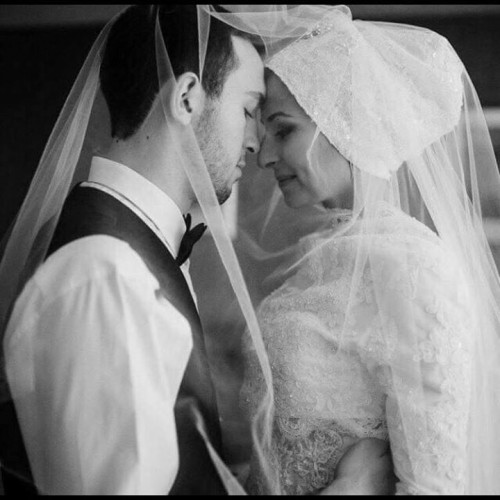 Deah and Yusor on their wedding day, 6 weeks before their murder. They had not gotten a chance to see this picture yet. Source: facebook.com/ourthreewinners