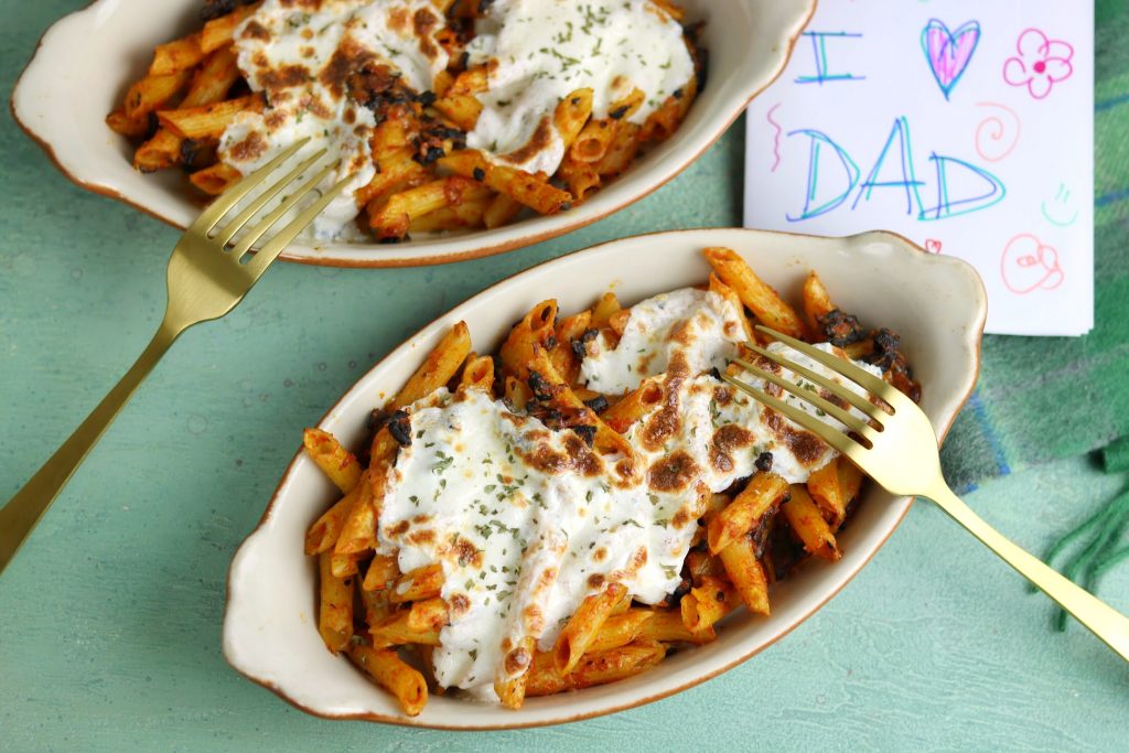 Cheesy Baked Mushroom Penne Pasta: A Recipe for Dad