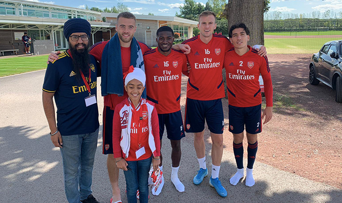 Team Arsenal Meets 10-Year-Old Sikh Girl After Kids Call ...