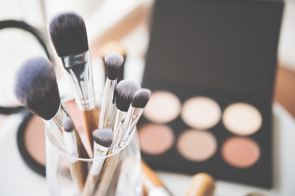 Make-up brushes
